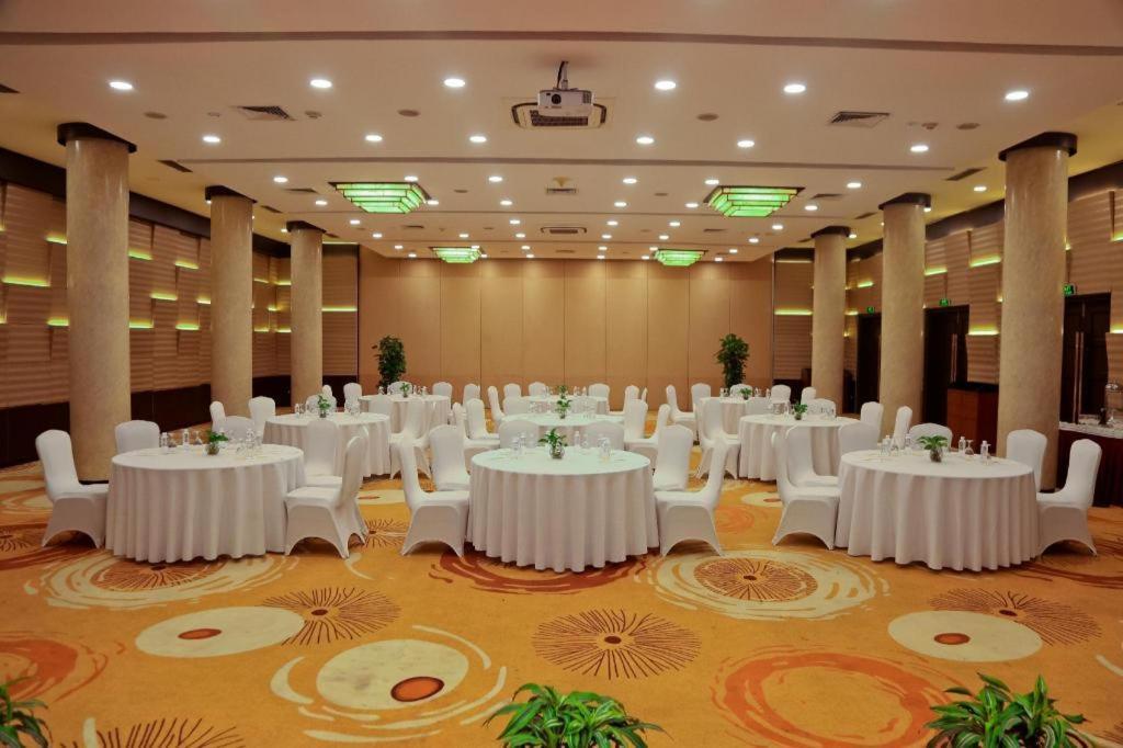 Halong Pearl Hotel Ха Лонг Екстериор снимка