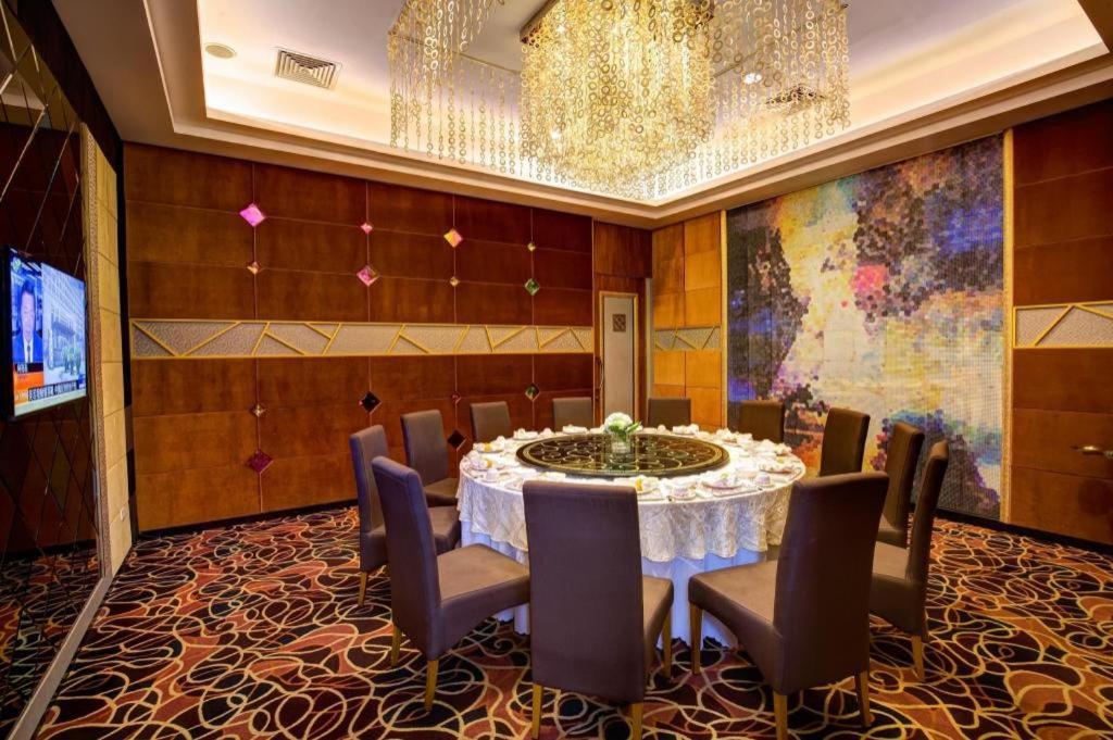 Halong Pearl Hotel Ха Лонг Екстериор снимка