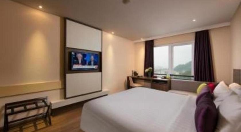 Halong Pearl Hotel Ха Лонг Екстериор снимка