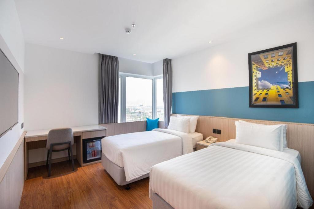 Halong Pearl Hotel Ха Лонг Екстериор снимка